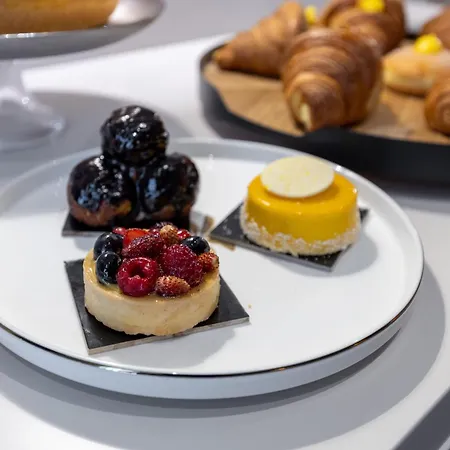 Four Pantheon Pensionat